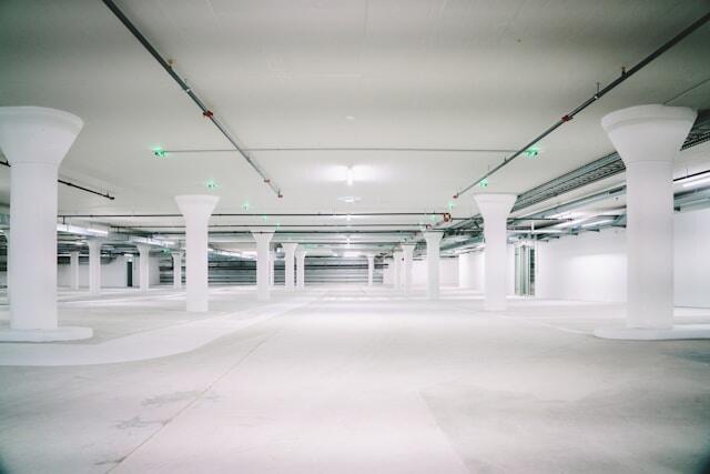 On-demand webinar: How to navigate the EV charging ecosystem for your property