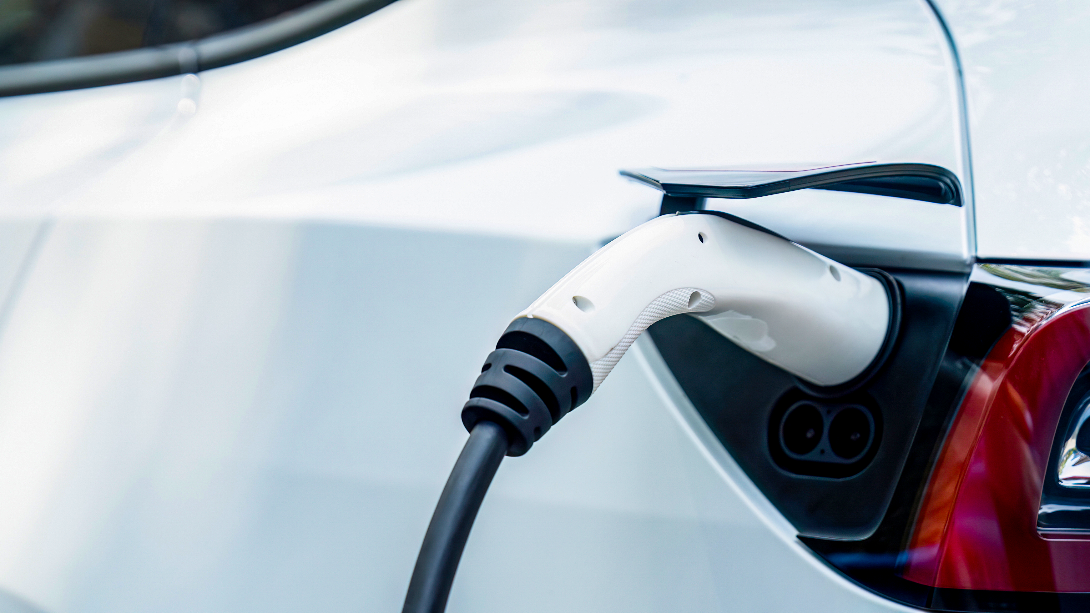 Key findings from The state of EV charging networks and services—2025 edition