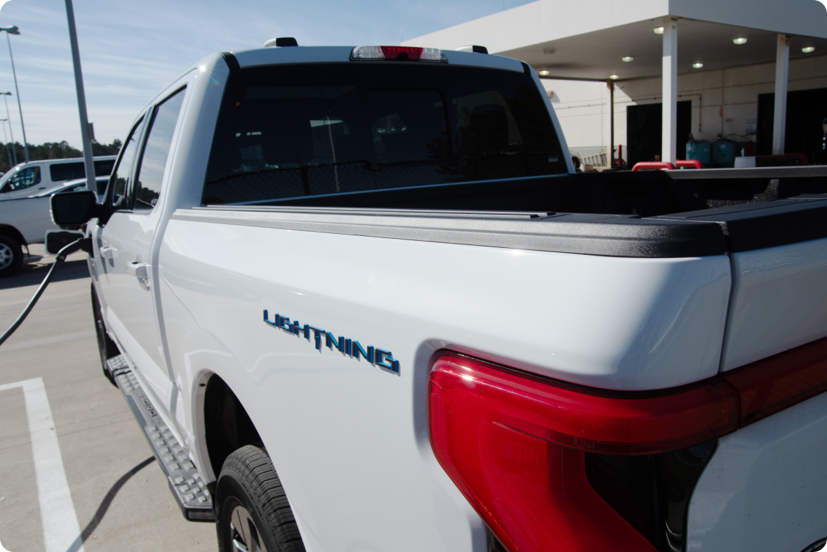 5 fleet electrification myths — and the truth you should know